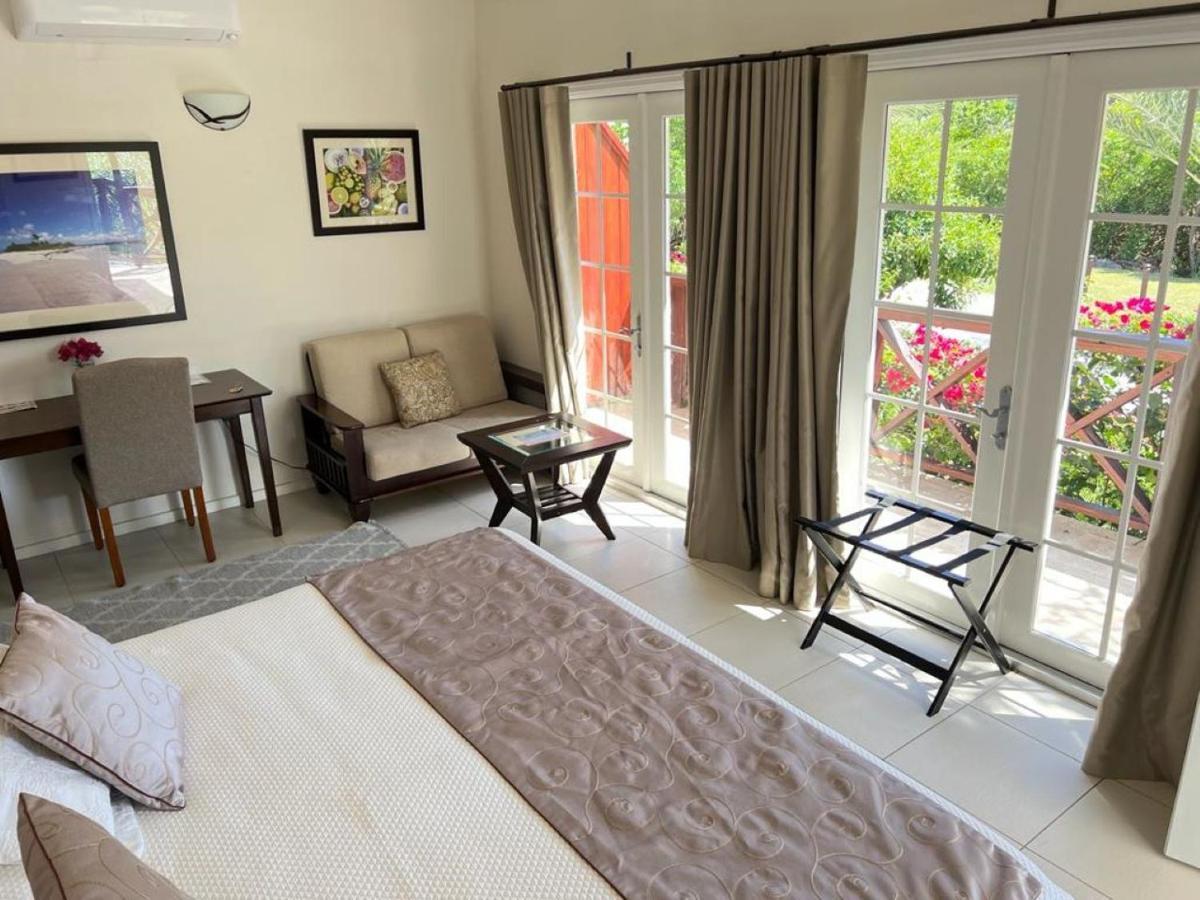 Admiral'S Inn And Gunpowder Suites English Harbour Eksteriør billede
