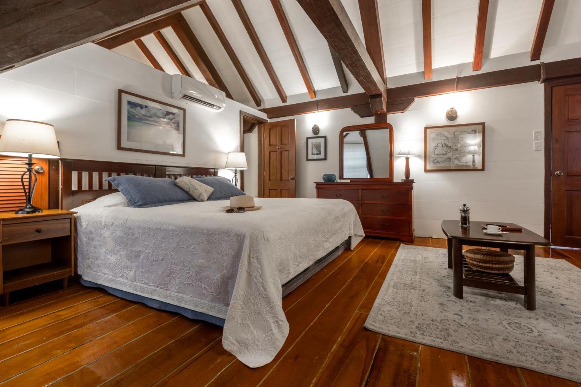 Admiral'S Inn And Gunpowder Suites English Harbour Eksteriør billede